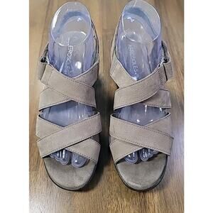 Aerosoles Bogato Wedge Sandals Size 8 Beige Leather Comfort Classic Chic